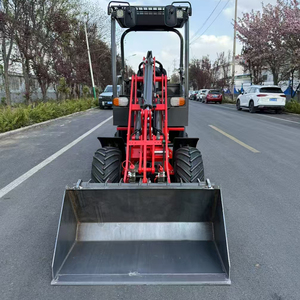 Cargador Articulado Compacto para Cargar Pasto de Centeno en una Planta de Limpieza de Semillas - Product Image 2
