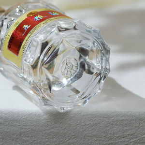 Wuliangye <span class=keywords><strong>Baijiu</strong></span> 8ème génération, 52% vol, liqueur à l'arôme intense, bouteille de 500 ml pour les importateurs d'<span class=keywords><strong>alcool</strong></span> asiatiques - Product Image 4