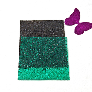 Plaques en <span class=keywords><strong>polycarbonate</strong></span> gaufré diamant de 2 mm, 3 mm, 6 mm pour hôtels modernes, avec protection UV et conception durable - Product Image 1