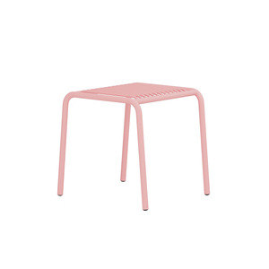 Set Moderno e Resistente di Sedia <span class=keywords><strong>Pieghevole</strong></span> in Metallo a Tre Pezzi e <span class=keywords><strong>Tavolino</strong></span> <span class=keywords><strong>da</strong></span> Tè per Esterni, Finitura Resistente ai Raggi UV per Hotel, Scuole e Cortili - Product Image 6