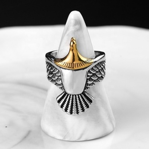 Conjuntos de Joyería de Acero Inoxidable Dorado con Brazaletes y Anillos con Diseño de Águila, Venta al por Mayor de Fábrica - Product Image 4