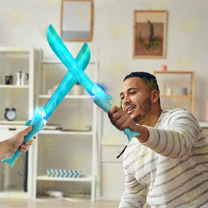 26 ''led cá mập thanh kiếm ánh sáng-up đồ chơi cho trẻ em 9 LED 3xAA pin bao gồm hiệu ứng âm thanh polybag đóng gói 1 chức năng - Product Image 3