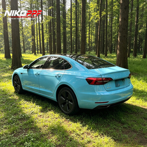 Film de protection de peinture NIKO TPU bleu ciel pour voiture, auto-réparant, amovible sans résidu - Product Image 1