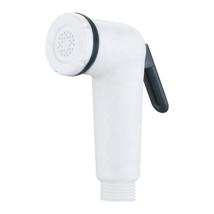 Пластиковый недорогой портативный распылитель для биде - Product Image 1