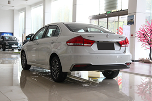 Voiture d'occasion 2021 <span class=keywords><strong>2022</strong></span> 2020 Changan <span class=keywords><strong>Suzuki</strong></span> <span class=keywords><strong>Ciaz</strong></span> Alivio 1.6L CNG Essence Double Carburant Jaune Taxi Lingyao - Product Image 5