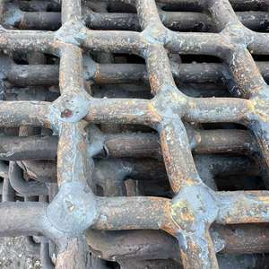 Zwaarbelastbaar zwart draadgaas gelast gaas mijnbouw trilzeef slijtvast metalen gaas - Product Image 3