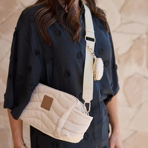 Bolsa de Pañales para Cochecito, Acolchada, de Gran Capacidad, Organizador de Cochecito, Bolsa de Pañales Moderna para Mamá - Product Image 4