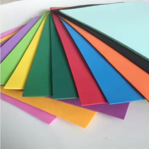 Feuilles de mousse <span class=keywords><strong>EVA</strong></span> colorées haute performance, rouleaux de mousse <span class=keywords><strong>EVA</strong></span> personnalisés <span class=keywords><strong>1mm</strong></span> 2mm 3mm, résistants aux UV, à l'huile et au feu, vente en gros - Product Image 4