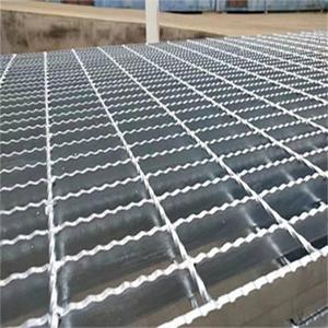 Grille en acier carrée noire industrielle, anti-corrosion, zinguée, pour passerelle, longueur sur mesure - Product Image 5