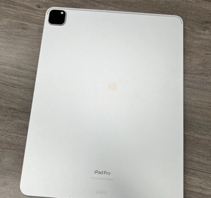 แท็บเล็ต Apple <span class=keywords><strong>มือสอง</strong></span> รุ่น <span class=keywords><strong>Pro</strong></span> 12.9 นิ้ว ปี 2022 ชิป M2 Wifi Cellular ความจุ 128GB เกรด A+ ของแท้ คุณภาพส่งออก - Product Image 4