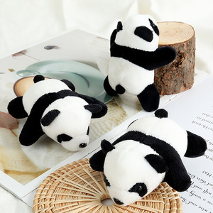 Broche panda 3D de dessin animé, figurine en peluche panda roux, accessoire Papa Panda, pendentif pour sac à dos - Product Image 3