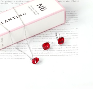 Ensemble de bijoux populaire et magnifique en acier inoxydable plaqué or rubis, collier et boucles d'oreilles pour femmes - Product Image 6