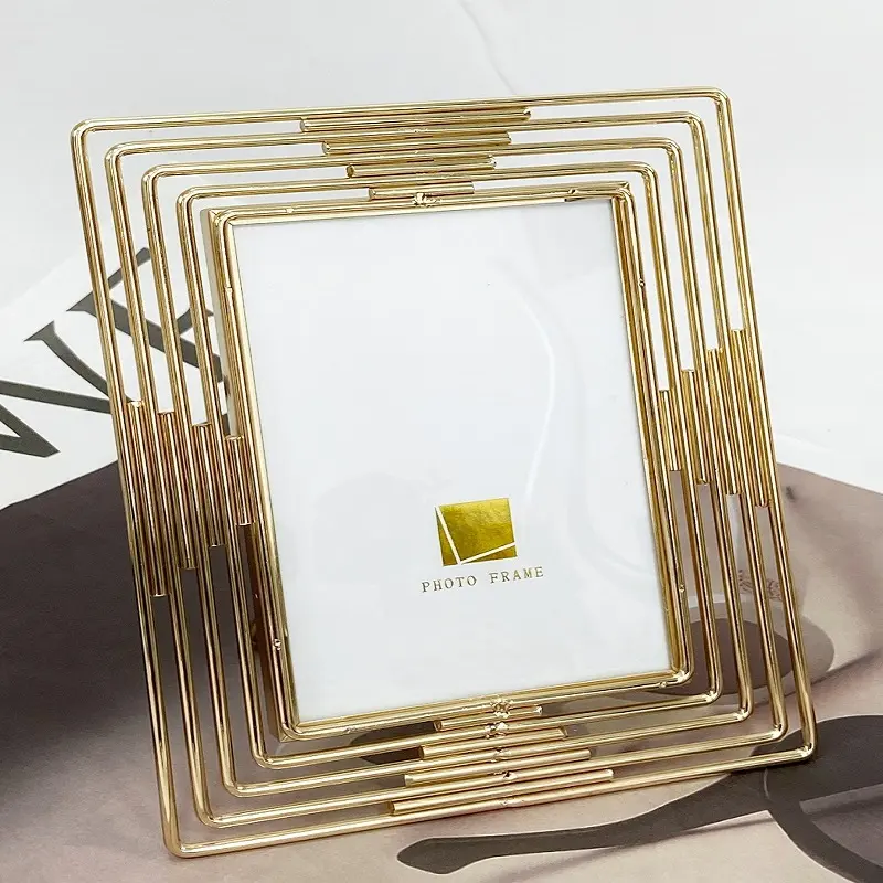 Elegante cornice da scrivania per foto foto decorazioni per la casa galleggiante in vetro dorato metallo Funia Photo Frame