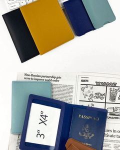 Porte-passeport simple en cuir PU à prix d'usine, faible MOQ, avec logo personnalisé - Product Image 4