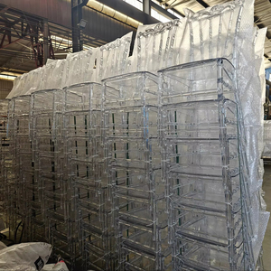 Sedie Chiavari in Resina Trasparente per Ingrosso, Impilabili, per Matrimoni, Eventi, Banchetti e Feste in Acrilico Cristallino - Product Image 1