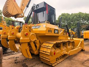 รถดันดินตีนตะขาบ Caterpillar D7G มือสอง รุ่น CAT D7G พร้อมริปเปอร์หลัง สำหรับงานก่อสร้างและเหมืองแร่ - Product Image 3