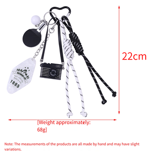 LLavero de cámara de estrella de moda, cuerda trenzada tejida en blanco y negro, gancho en forma de corazón, accesorios para coche Mini, colgante, llavero de plástico - Product Image 6
