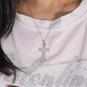 <span class=keywords><strong>NAYAN</strong></span> JEWELRY Pendentif en or massif 18 carats Hip Hop Custom Made D Color VVS1 Moissanite Diamond Pendentif croix en or 18 carats - Product Image 5