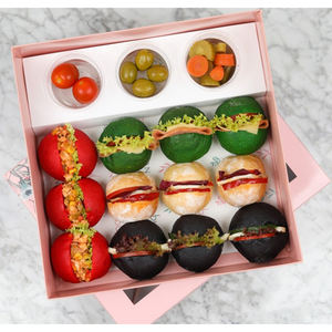 Boîte à <span class=keywords><strong>mini</strong></span>-burgers personnalisée avec logo pour la restauration, la partage de petits plats, l'emballage pour la fête nationale, la boîte à nourriture en papier avec couvercle et fenêtre pour l'Arabie Saoudite et les Émirats arabes unis - Product Image 2