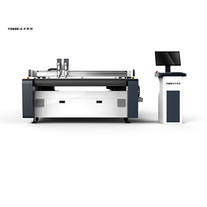 Macchina da taglio automatica CNC EVA schiuma soletta con coltello oscillante - Product Image 1