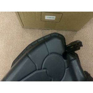 Tanque de Expansión BMW 17138610656, Depósito de Refrigerante de Plástico para Modelos G30 F90 - Product Image 4