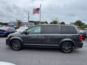Dodge Grand Caravan SXT Plus 4 portes Mini-Van d'occasion <span class=keywords><strong>2016</strong></span>, conduite à gauche, sièges en cuir, Bluetooth, radio satellite, LED 8 - Product Image 2