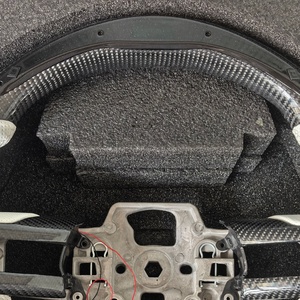 Volant en fibre de carbone en forme de D pour <span class=keywords><strong>Ford</strong></span> <span class=keywords><strong>Mustang</strong></span> GT/GT350/GT350R 2015-2017, volant de voiture à LED - Product Image 5