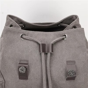Hot Sale <b>Large</b> Capacity Casual Sports Bag Men's and Women's Wear-Resistant Outdoor Leisure Bag - Product Image 4