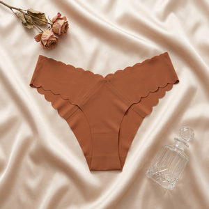 Women <b>Seamless</b> Invisible <b>Thong</b> Underwear Scalloped Wave Edge Solid Color Soft Stretch Women Panties Breathable Lingerie OEM ODM - Product Image 4