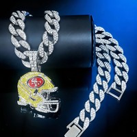Collier pendentif casque cubain en gros avec chaîne à maillons de 15 mm, collier à breloques en alliage de zinc pour hommes