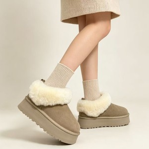 Bottes de neige tendance de haute qualité, neuves, à semelles épaisses, pour femmes, pour l'automne et l'hiver, avec isolation supplémentaire pour plus de chaleur - Product Image 4