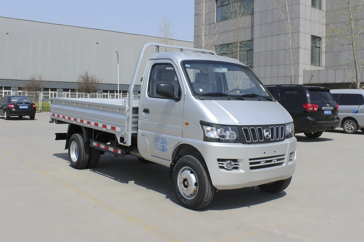 Toyota camionetas hilux 4x4 6 wheels 3 tons mini electric pick up with diesel engine for hot sale in Asia