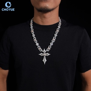 Collier chaîne cubaine 15 maillons en argent sterling 925 massif plaqué or avec moissanite, design croix infini mixte, bijoux pour homme style Iced Out - Product Image 4