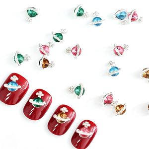 Charmes en métal 3D pour ongles Nail Planet, pierres précieuses roses, vertes, bleues, brunes, pierres cosmiques, strass en verre pour ongles - Product Image 4