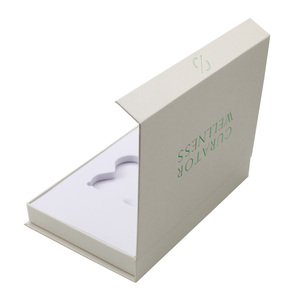 Boîte d'emballage rigide en carton recyclable en forme de livre magnétique avec logo personnalisé, dorure à chaud et gaufrage pour l'emballage de produits de beauté - Product Image 2