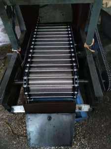 Bükme ve kaynak hizmetleri ile özel 304 gıda sınıfı paslanmaz çelik tel konveyör bant örgü dokuma 2*8mm diyafram 5-90m uzunluk - Product Image 5