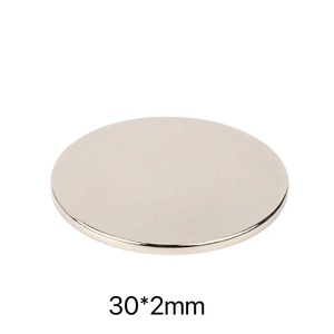 <span class=keywords><strong>Magnete</strong></span> rotondo ad alte prestazioni al neodimio <span class=keywords><strong>ferro</strong></span> boro anello <span class=keywords><strong>magnete</strong></span> D5 D6 D8 disco <span class=keywords><strong>magnete</strong></span> per giocattoli, artigianato <span class=keywords><strong>e</strong></span> DIY - Product Image 1