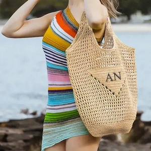 Bolso con asa de <span class=keywords><strong>iniciales</strong></span> personalizado bordado bolso de playa personalizado bolso de mano de viaje para niña para regalo de fiesta - Product Image 2