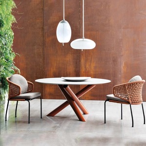 Ensemble table et chaises de jardin en rotin d'extérieur 4 places, design contemporain imperméable pour terrasse ou cour - Product Image 2