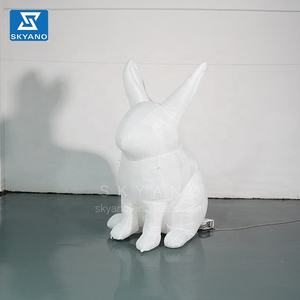 Modèle de <span class=keywords><strong>lapin</strong></span> <span class=keywords><strong>blanc</strong></span> de dessin animé gonflable personnalisé en Offre Spéciale/lapins gonflables géants de défilé extérieur pour la décoration d'art - Product Image 3