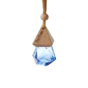 5ML Square Shape Hanging Air Freshener Car <b>Diffuser</b> <b>Bottle</b> Pendant With Black Metal Cap - Product Image 6