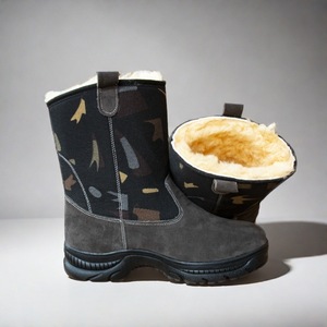Botas de nieve para hombre, cálidas, gruesas, antideslizantes, de caña alta, para exteriores, para clima frío - Product Image 1