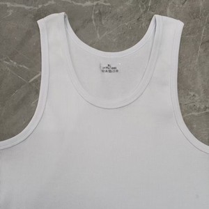 <span class=keywords><strong>Canotta</strong></span> da <span class=keywords><strong>Uomo</strong></span> in Maglia a <span class=keywords><strong>Costine</strong></span> 2x2, Stile Americano, Aderente, per Fitness e Palestra - Product Image 4