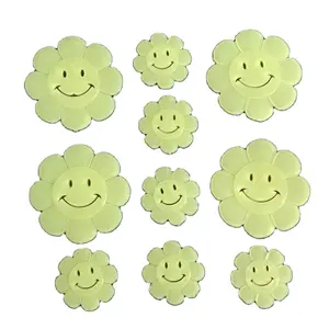 10 Sets Of Sunflowers Glow In The Dark Classroom Wall Decoration Flower Sunflower Plastic Fluorescent Christmas Stickers