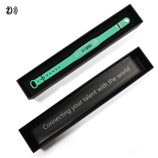 Wholesale Custom Logo 13.56MHz Classic NFC Silicone Bracelet Customizable Logo Adjustable RFID Silicone Wristband with Packing