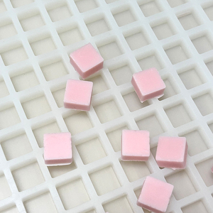 Bandeja de media hoja, 3,5 mL, 225 cavidades, depositador de dulces cuadrados, moldes de goma dulce de silicona suave de mano, herramienta Manual para raspar Fondant - Product Image 2