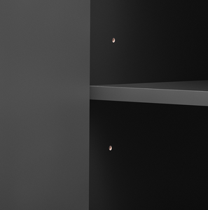 Mueble Auxiliar de Madera Portátil de Estilo Moderno y Minimalista con Estantes Ajustables y Puerta con Diseño Geométrico Elegante para Sala de Estar o Zapatero - Product Image 6