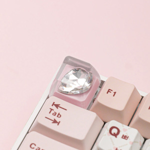 Teclado Mecánico con Eje Cruzado y Tecla de Corazón Africano Transparente de Resina Personalizada, Superventas Transfronterizo - Product Image 6