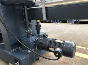 Máquina pulidora de bordes de vidrio PLC de borde plano de línea recta opcional Máquina de bordeadora de vidrio de 9 ruedas - Product Image 3