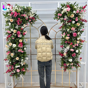 LEDA Fournitures de mariage : Panneau de fleurs artificielles suspendues en soie rose et verte pour décoration de toile de fond de mariage et événements - Product Image 1